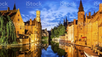 Zin om nog eens te wandelen in Brugge die schone met gids ?
